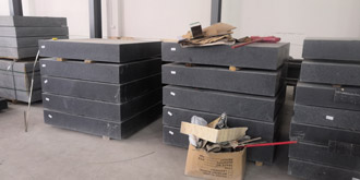 「大理石平臺(tái)規(guī)格」大理石平臺(tái)廠家對(duì)大理石平臺(tái)的介紹！